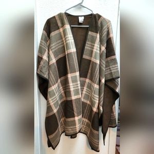 Woolrich plaid poncho, one size